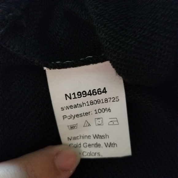 NWOT- SHEIN Crop Top - Picture 4 of 4